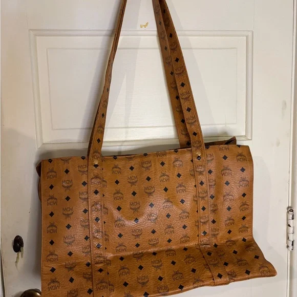MCM Large Cognac Visetos Tote Shoulder Travel Carry on Tote EUC - Picture 17 of 17
